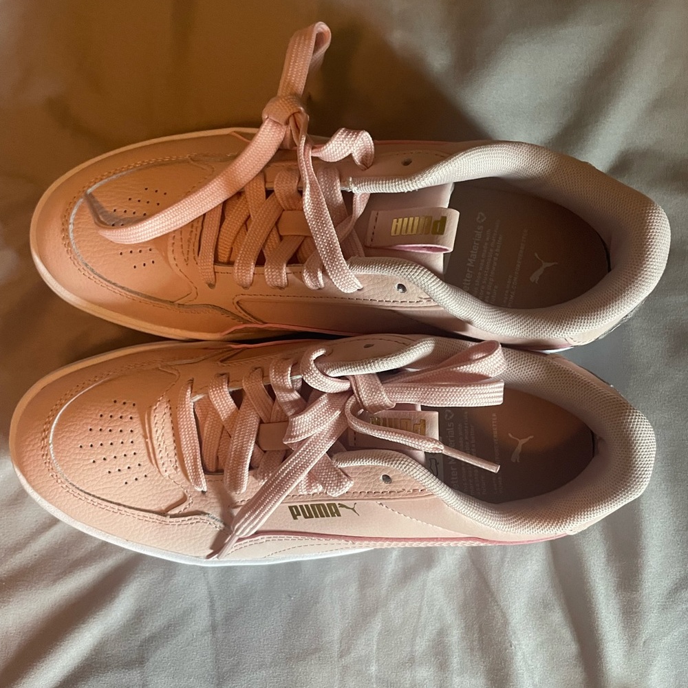 Brand new never worn pink puma platforms!!!